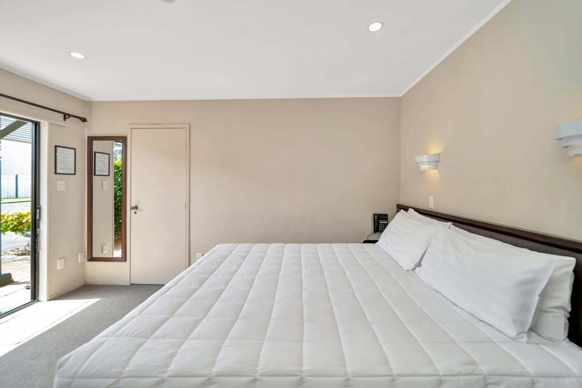 Tudor Court Motor Lodge Окленд Екстер'єр фото