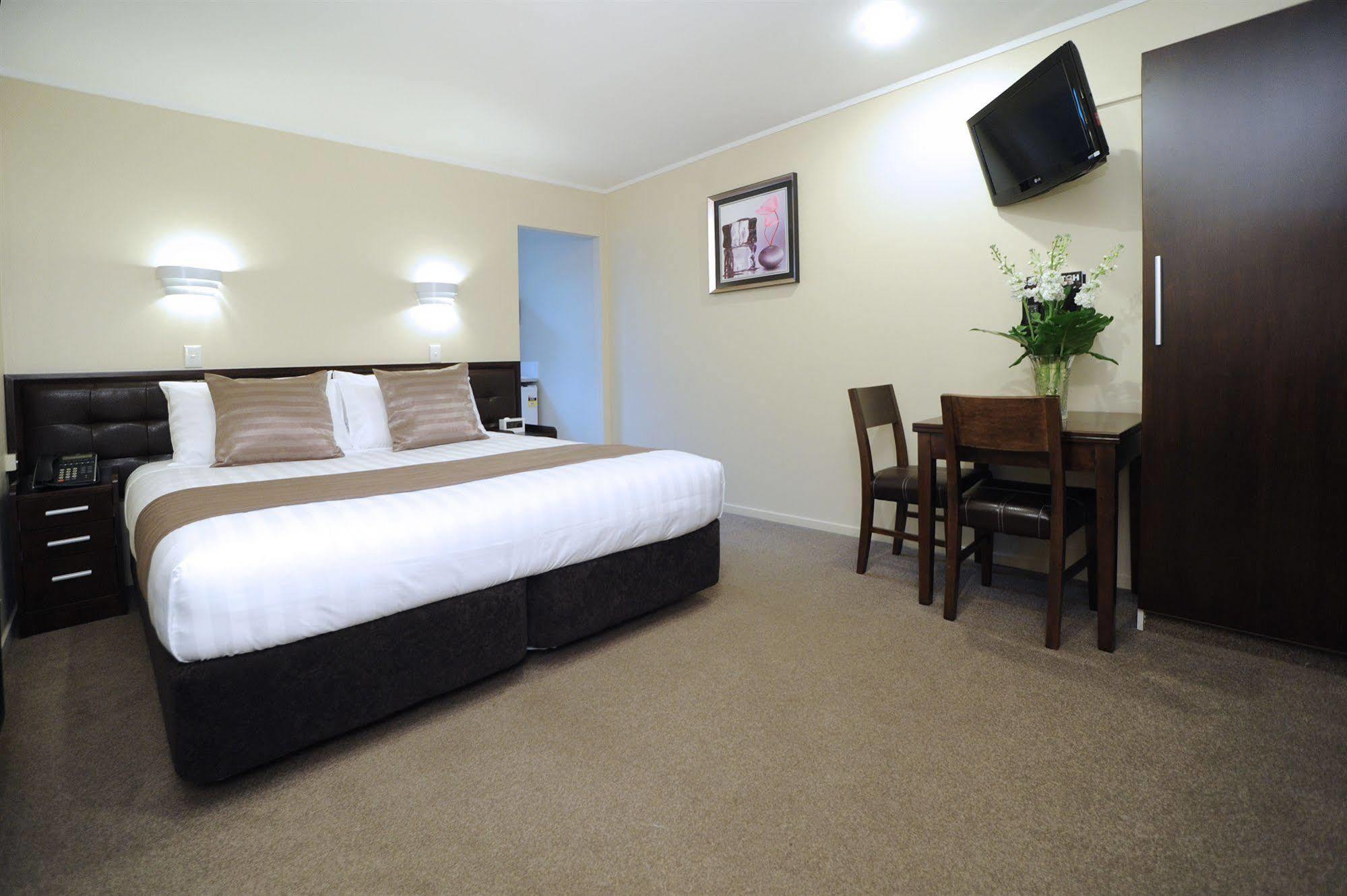 Tudor Court Motor Lodge Окленд Екстер'єр фото